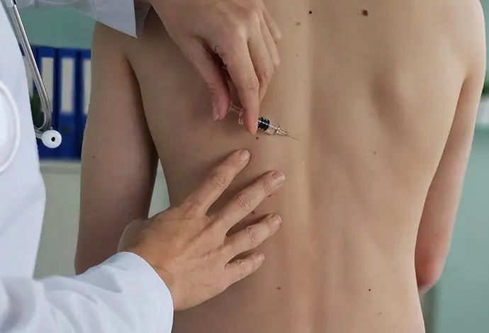 injection to relieve pain and inflammation in the back